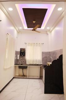 Geeta Hari luxury home stay - 0