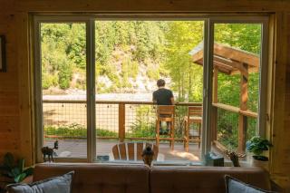 PNW River Cabin - 8