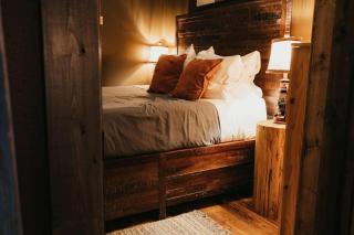 Rusty Bridge River Lodge - Hot tub - Fireplace - Firepit - 9