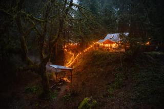 Rusty Bridge River Lodge - Hot tub - Fireplace - Firepit - 0