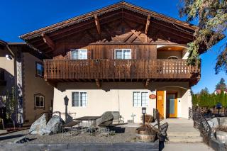 Snowcreek Suite - Cedar - ADA- Hot Tub - Kitchenette - Leavenworth - 0