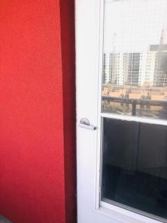 Earth Tone Suites - Pickering - 6