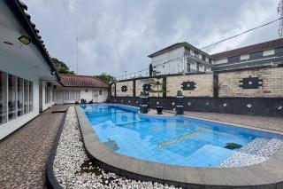 RedDoorz at RCK Megamendung Puncak - Puncak - 3