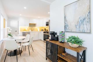 Modern East Boston 2 Bed 2 Bath - Boston - 4