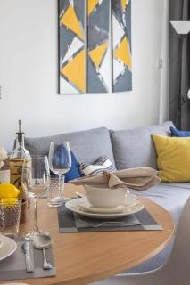 Frank Porter - Marina Views - 2