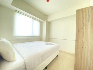 Fully Furnished and Homey 3BR at Meikarta Apartment By Travelio - Bekasi - 3