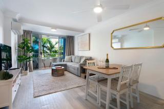 Bel Air Modern 1 Bedroom Apartment - CoastHM - Gold Coast - 0