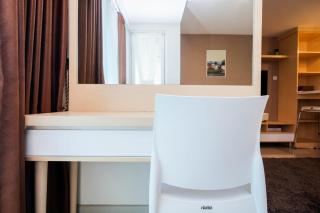 Spacious Studio at Grand Kamala Lagoon Apartment By Travelio - Bekasi - 4