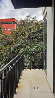 Poblacion Studio Apartment with Balcony - Manila - 4