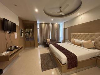 Hotel Bob's N Barley Luxury Room Best Hotel in McLeod Ganj - 7