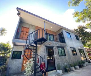 Bigland Homestay - Bang Sare - 0