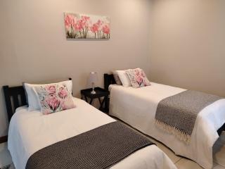 394OnEmus - Pretoria - 3