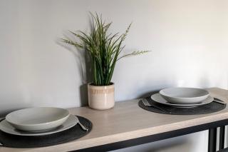 Sway - Chic 1-Bedroom Apartment & Balcony in Athens - Athènes - 3