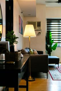 2BR in Central BGC - Manila - 3