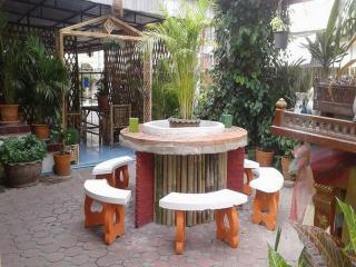 Hug Glur House Tour and Hostel - Chiang Mai - 3