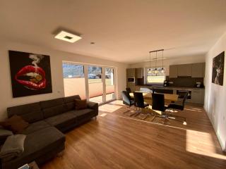 Apartment Deluxe mit Whirlpool und Fasssauna - Imsterberg - 8