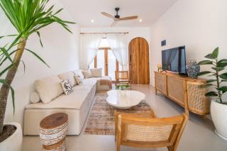 Villa Lauf 2BR Canggu - Tumbak Bayuh - 8
