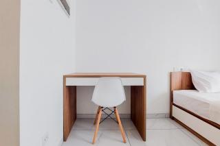 Comfortable and Homey Studio Apartment at Sky House Alam Sutera By Travelio - Tangerang - 8