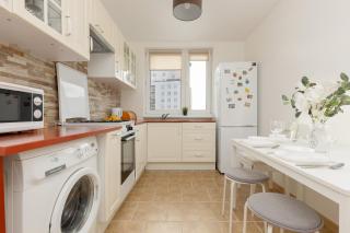 Bright Apartment Bogusławskiego Perfect for Remote Work by Noclegi Renters - Warsaw - 4