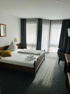 Landhotel Sonnenbühl - Sonnenbühl - 3
