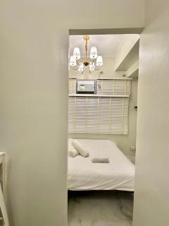 Studio Two Condominium, Alabang Northgate Cyberzone, GRAY-Fiber Wi-Fi Netflix ready - Manila - 1