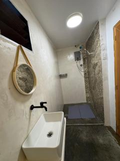 NUTMEG Cottage Siargao- Private room - General Luna - 5