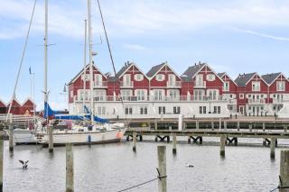 Lovely Holiday Home With Harbor View - Bagenkop - 7