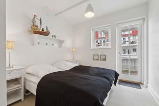 Lovely Holiday Home With Harbor View - Bagenkop - 2