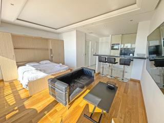 CARIATIDES STUDIO - PROMENADE HOLIDAY - Nice - 2