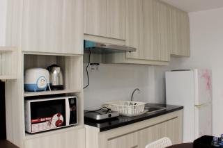 Warm and Cozy Studio at Azalea Suites Apartment By Travelio - 4