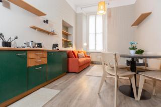 Da Laura Home - City Center - M1 Station - Milan - 0