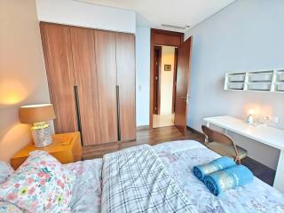 Luxury 3BR Apt near LRT Kuningan with Wi-Fi, Pool, Gym by 2ndHome - Jakarta - 2
