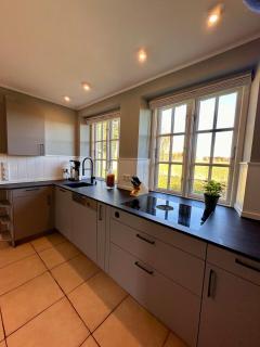 Seesucht-Föhr - Moderne Reet-Haushälfte mit Sauna, Garten & Terrasse nahe Wattenmeer - Utersum - 1