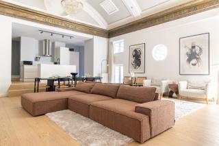 Unique 3 Bedroom Apartment in Vibrant Frederiksberg - 0