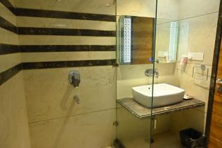 Hotel K D Palace - Kānpur - 5