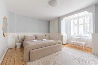 Unique 3 Bedroom Apartment in Vibrant Frederiksberg - Copenhagen - 7