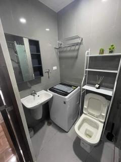 Destina, 100Mbps at Air Residences, Makati, MetroManila, Netflix - Manila - 5