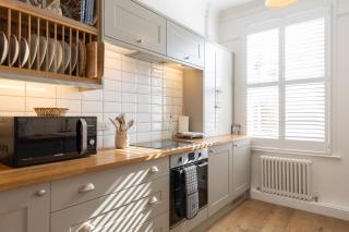 12a Fieldstile Road - 4