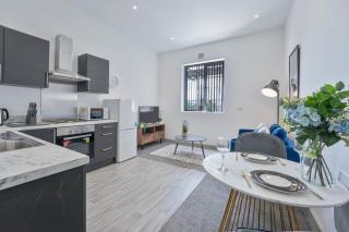 Compact 1 Bedroom Budget Apartment in Dudley - Brierley Hill - 6