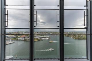 High-Level 2B Stunning Water Views in Barangaroo - Sydney - 8