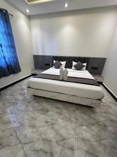 S K Residency - Vrindāvan - 7