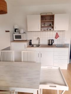 Gemütliche 2 Zi-FeWo mit Terrasse, Strandnähe, WIFI - Breege - 3