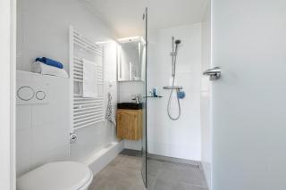 Amsterdam / Loosdrecht Rien van den Broeke Village - 3