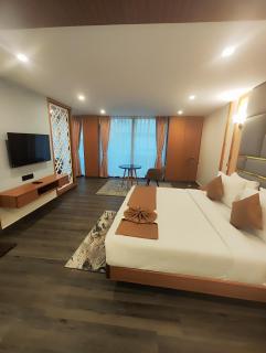 Pristine Pavilion Hotel - Shillong - 2