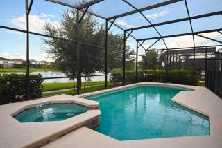 9Br Disney Dream Vacation W- Lake View No Carpet - Kissimmee - 9
