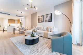 Renovated 1BR with Partial Sea and City Views Near Beach, Elite Residence, Dubai Marina by Deluxe Holiday Homes - 1