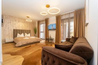 Golden Luxury Apartment - Braşov - 9