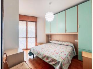 Modern apartment with a spacious terrace - 8