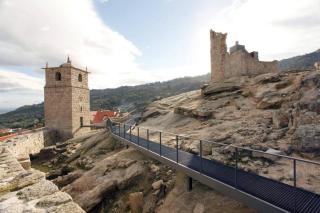 2br Fireplace Historic Village - Castelo Novo - 2