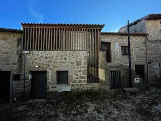 2br Fireplace Historic Village - Castelo Novo - 7